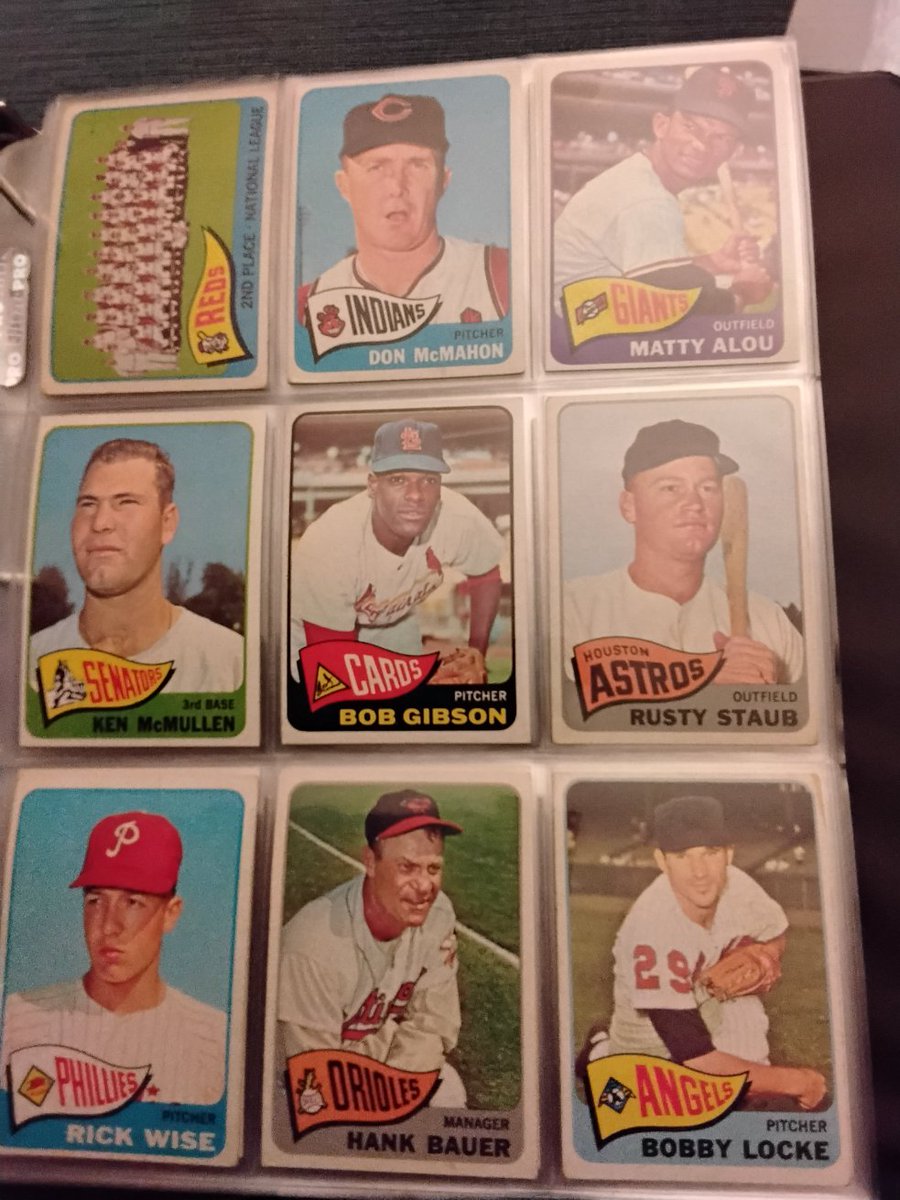 delspacefranco's tweet image. #Hoot completes a page...#1965Topps