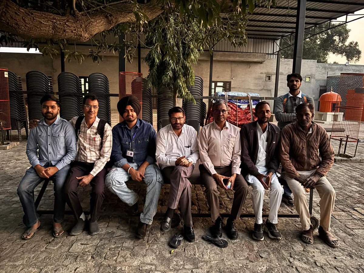 _Nishkam's tweet photo. 'निष्काम ': नाम में ही समर्पण है, इनकी हर कोशिश मानवता के उत्थान के लिए एक कदम है। https://t.co/tqbthC6dvZ