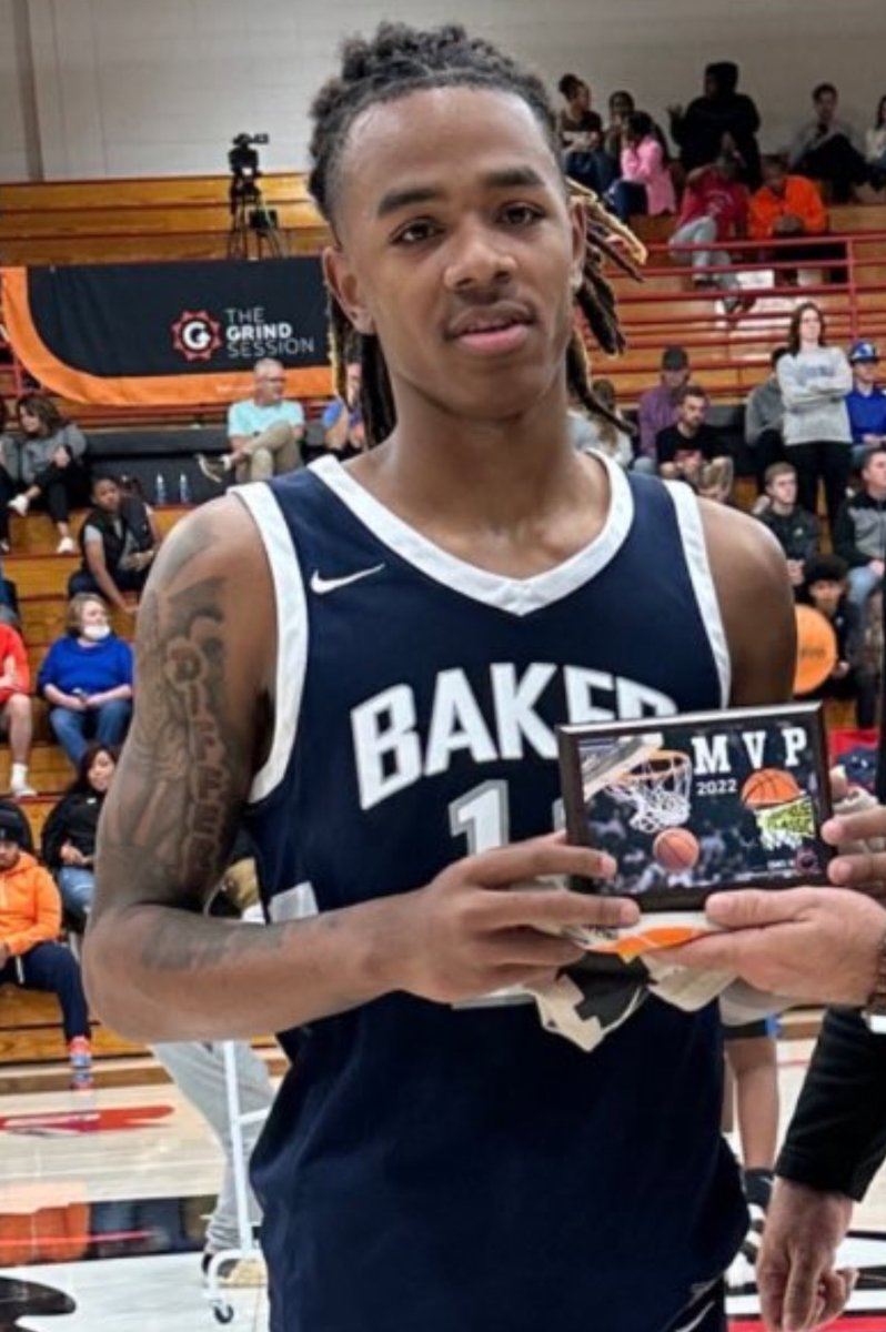 L_HouseClassic's tweet image. 1️⃣8️⃣

Most players would be happy scoring 18 points against tough competition. In 2022, Labaron Philon MADE 18 field goals in 31 minutes of action. Will this Lighthouse Classic record be standing after this year??

#CheckItOut
#LetsGoooo
#18DaysAndCounting