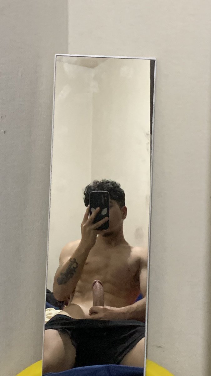 caelxx5's tweet photo. @macd0ve @privmaxcrxz Querem mais? Manda dm https://t.co/Vb5OXlcaVt