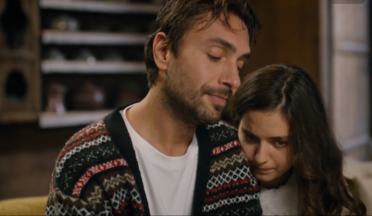 بنت المحظووووظة😔