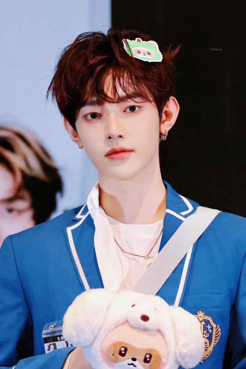 🍼

【2025.11.09 Muvve팬싸 in Kuala Lumpur】
#ZHANGHAO #장하오 #ジャンハオ #章昊
#ZEROBASEONE  #ZB1  #제로베이스원