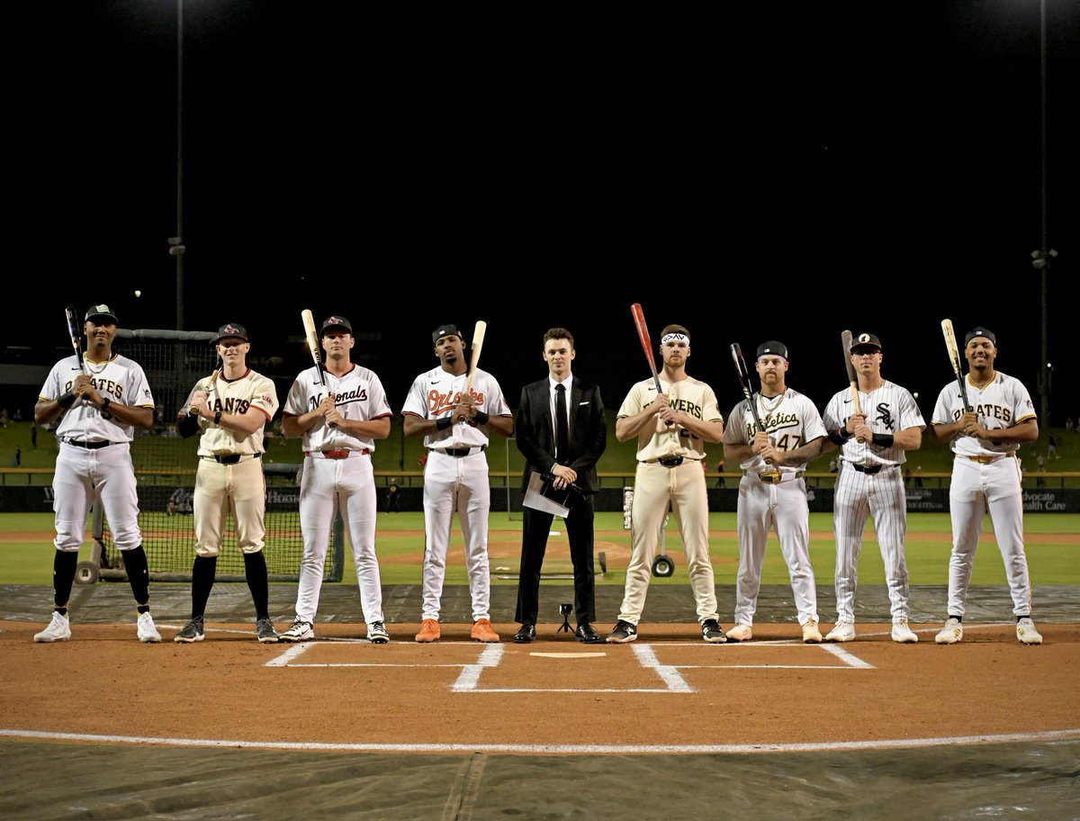justwick's tweet image. Back Home 🌵

Thank you so much, @MLBazFallLeague — and these eight gentlemen that put on an absolute show ❤️