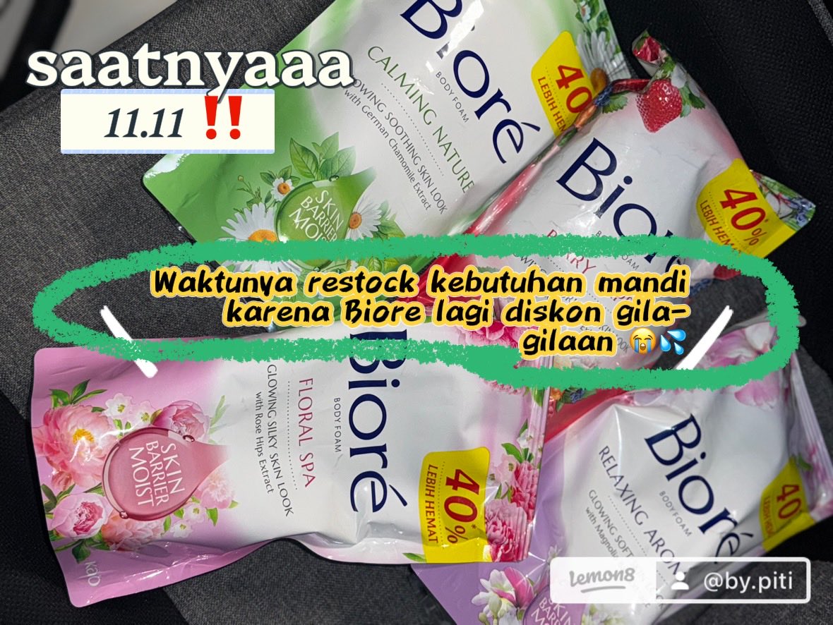 allfoundhere's tweet photo. 11.11 tuh waktunya stock up kebutuhan mandi! 🧴🫧
Biore 4 pcs cuma 100-an aja 😭✨
Wangi, lembap, dan gak bikin kulit kering — tinggal pilih mau yang calming, floral, berry, atau relaxing 💐
#1111Sale #BioreBodyFoam #SelfCareDay
🔗 https://t.co/NrBnefd2Kn https://t.co/zm0Bj1WHp6