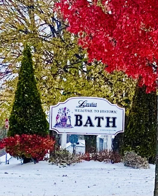 VisibleThink's tweet image. First snow and the whiter shades of pale.
We skipped the light fandango 
#snow