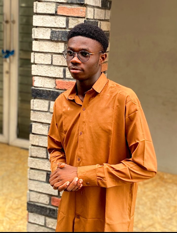 JosephEgbucha's tweet image. Re-introducing myself 👋

I’m Joseph,  a Frontend &amp;amp; App Developer, exploring Web3
I love clean design, smooth UX, and learning something new every day.
Let’s connect, build, and grow together ⚡

#Web3 #React #DevCommunity #BuildInPublic