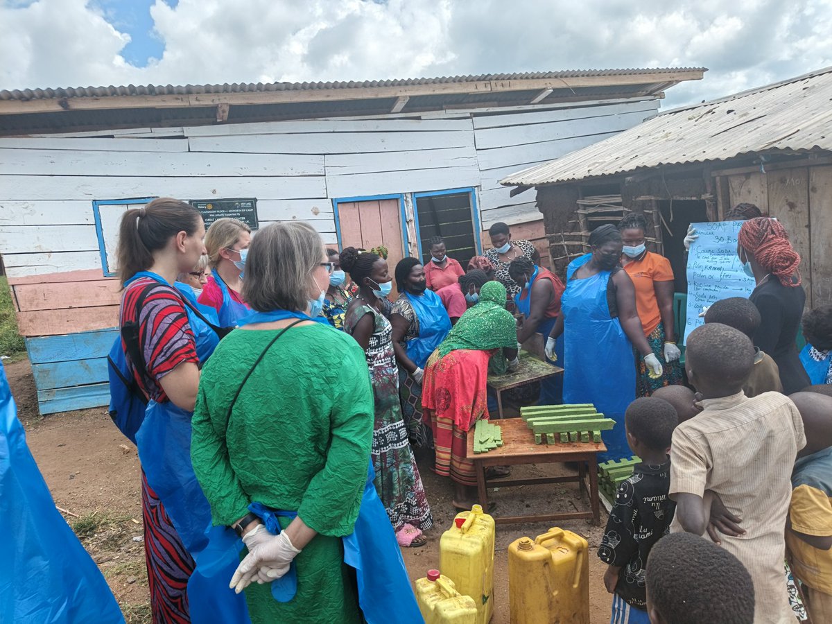 KitabuIntegrat1's tweet photo. They couldn't resist Participation  in bar soap making, we appreciate your efforts for ensuring that women are financially independent https://t.co/UVHRH2FTmm