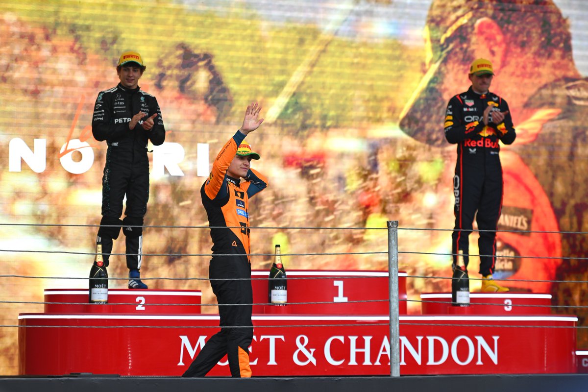 #AutoyPistaRadio🎙️Comparto podcast del programa de ayer 9 de noviembre en <a href="/WRADIOMexico/">W Radio México</a> y <a href="/deportesWRADIO/">W Deportes</a> Gracias a quienes lo esperan cada semana: open.spotify.com/episode/0VM4Wm…
Gracias <a href="/pablodevillota/">pablo de villota</a> y <a href="/masteralexr/">Alex Rubio</a> por la compañía y a <a href="/soyedisa/">Edith Avila</a> y <a href="/Tolamajr/">Marco Tolama</a> por la producción.