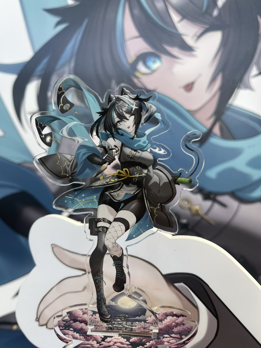 Honoka_Yunosagi's tweet photo. ほのか初のアクスタ発売〜！✨🥷
等身忍者バージョンのアクリルスタンドが、『湯郷温泉てつどう模型館』さんで11月13日（木）から販売されるよ〜！
1個1,000円（税込）じゃけん、ぜひお迎えしてくれたら嬉しいな〜☺️💖♨️
#湯郷温泉 
#湯鷺ほのか https://t.co/CoCRgMo5BQ