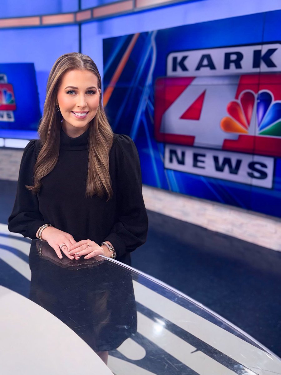 MattisonGafner's tweet image. #LIFEUPDATE: Big news… literally! 🗞️🎥🖤
Keeping this secret has been so hard, but it’s finally out! I’m officially the new weekend anchor at KARK 4 and FOX 16 News! Nearly two years ago, Team 20 took a chance on me straight out of college, and what a journey it’s been. From…