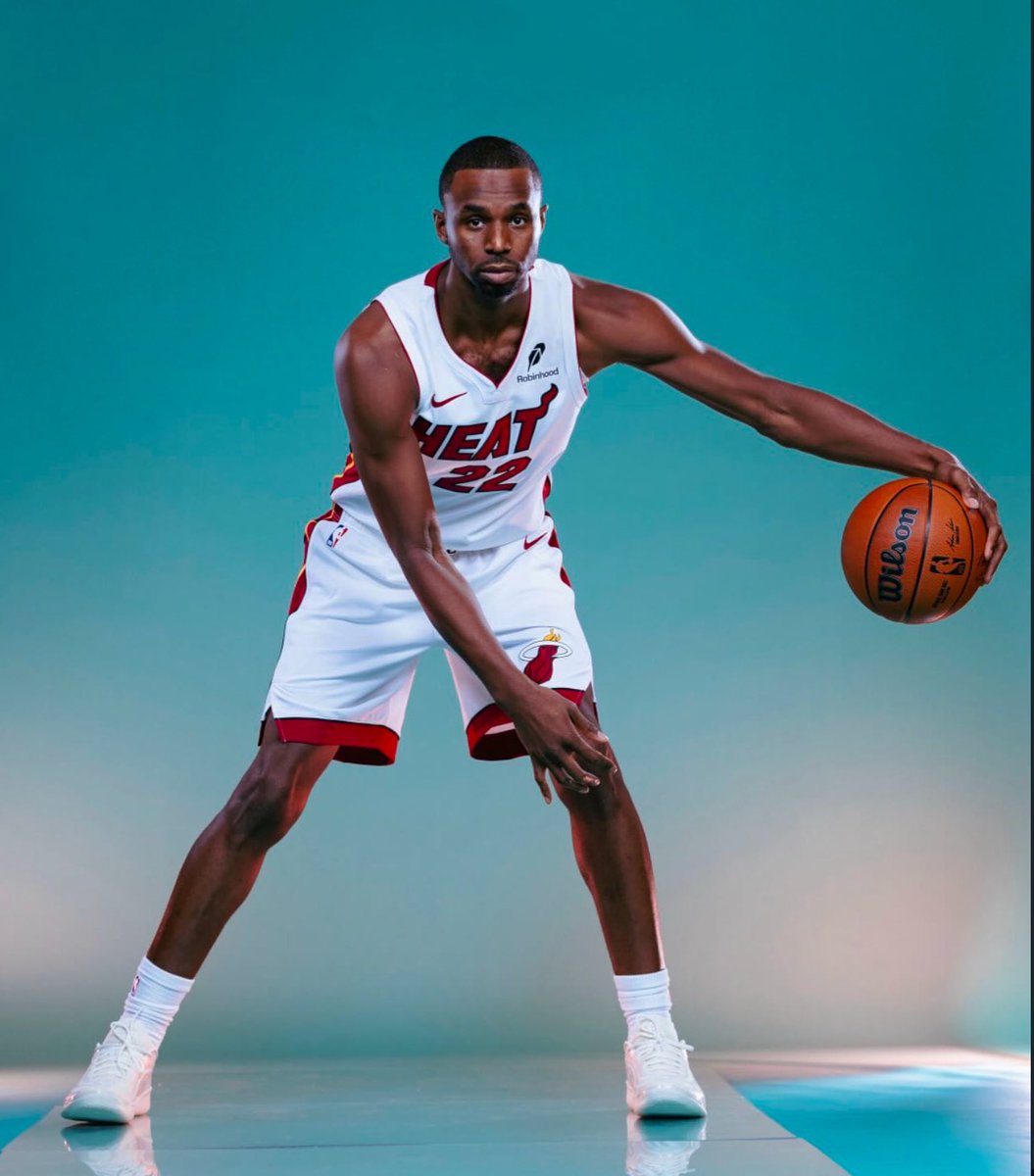 <a href="/TheHoopCentral/">Hoop Central</a> MAPLE JORDAN HAS DONE MIRACLES ON ME 🙌🏽