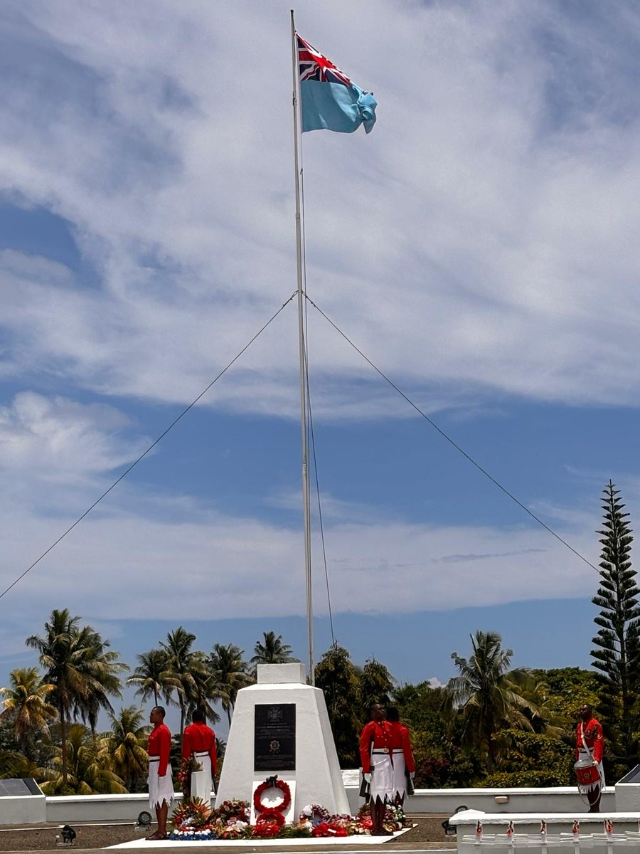 ‘Lest we forget’ 🙏

Today on #RemembranceDay, High Commissioner Suneet Mehta laid a wreath at National War Memorial, Suva to pay homage to the fallen heroes &amp; those who sacrificed their lives to safeguard their country.

<a href="/MEAIndia/">Randhir Jaiswal</a> <a href="/IndianDiplomacy/">Indian Diplomacy</a> <a href="/FijiGovernment/">Fiji Government</a> <a href="/Fiji_MFAET/">Fiji Ministry of Foreign Affairs & External Trade</a>