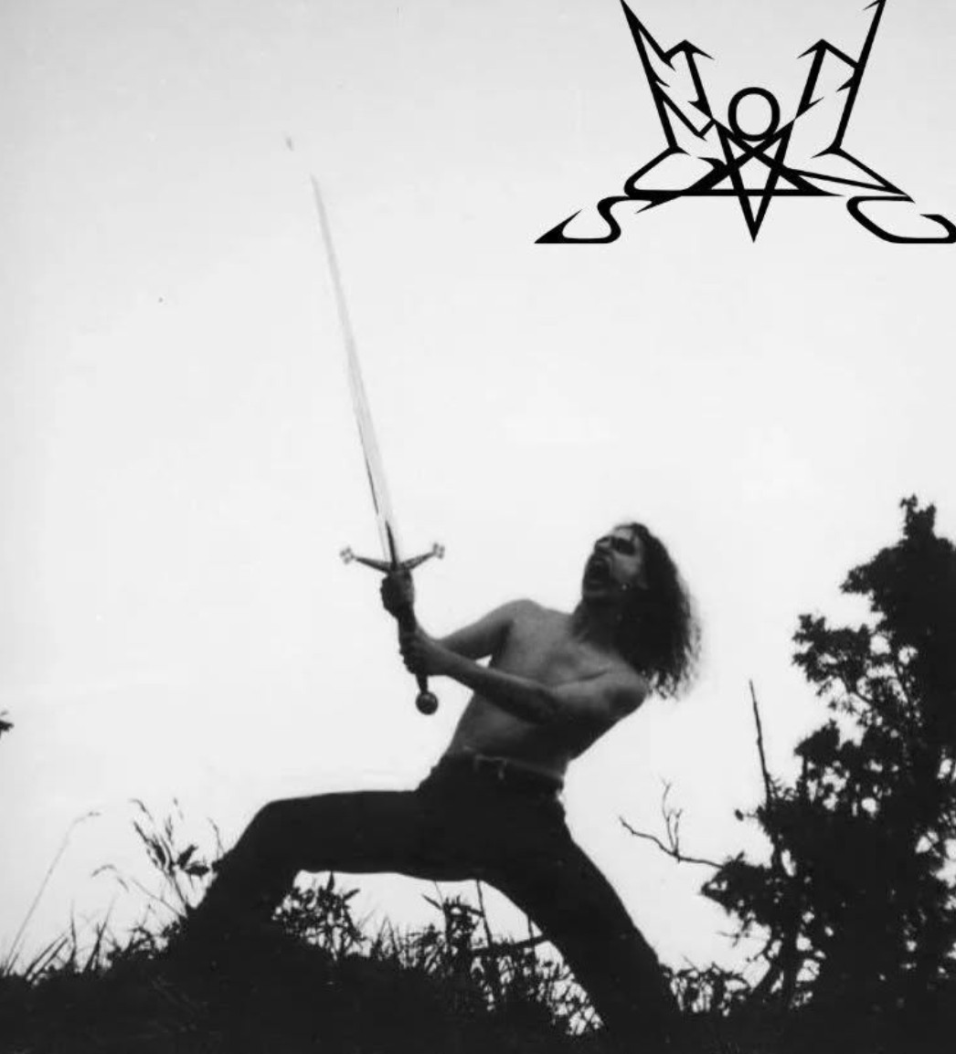 mmmmako502's tweet image. #聖剣の日
#summoning
今日はメタルァ大喜びの日ですね