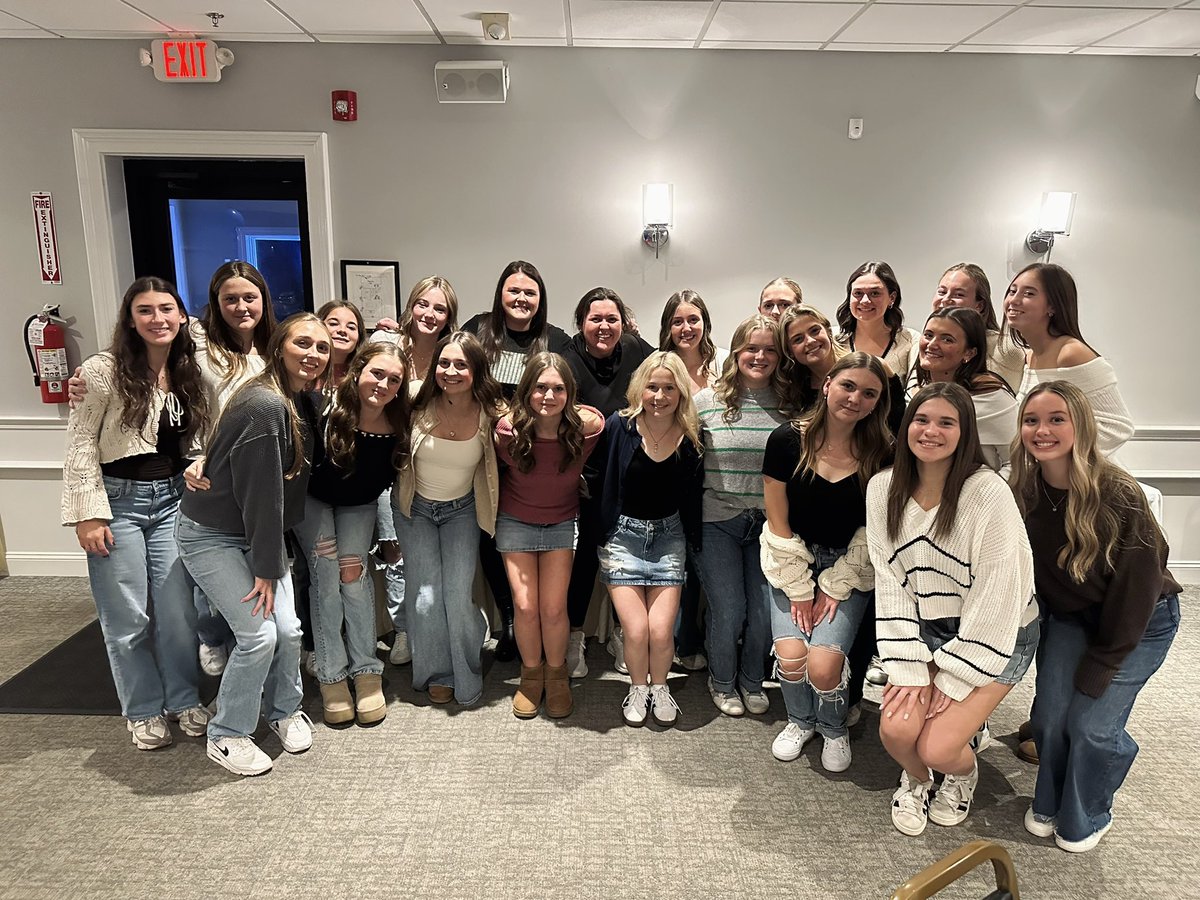 PemFhock🏑 tweet media