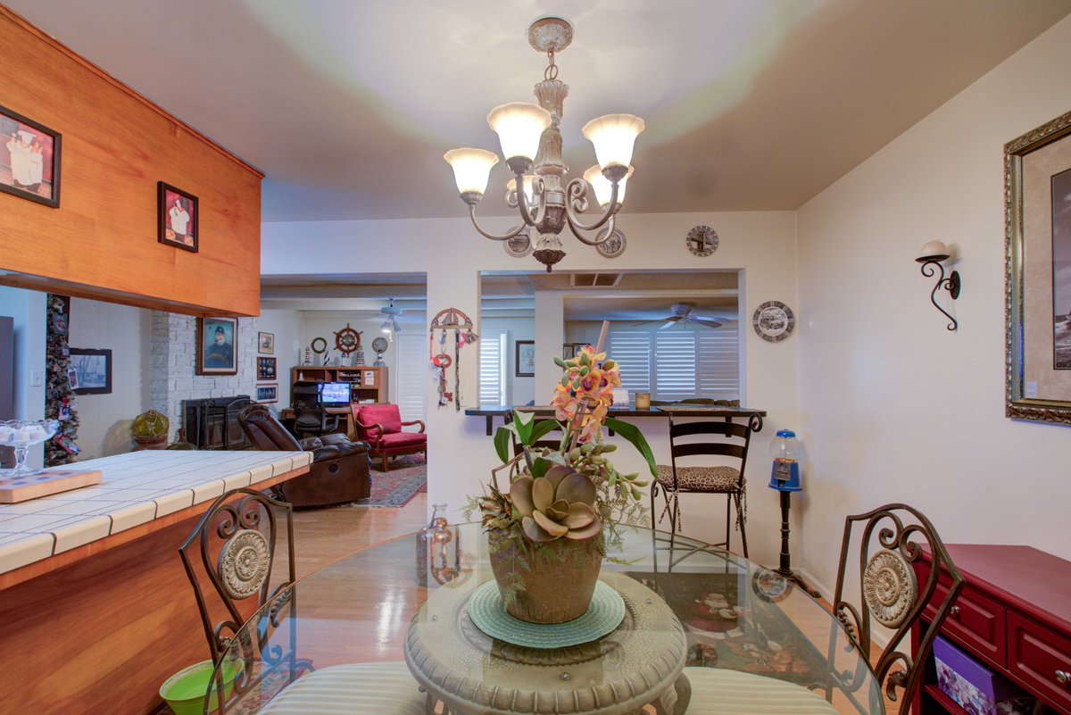 tdbad's tweet photo. 🗓️ Veterans Day Open House—11/11/2025, 11am-1pm at 5900 Washington Rd, Hughson. Discover a spacious 3-bedroom, 2-bath home with an incredible shop, plenty of land, inviting spaces for everyone https://t.co/xND26jASp6 #OpenHouse #VeteransDayEvent #HughsonRealEstate https://t.co/45676AKqnt