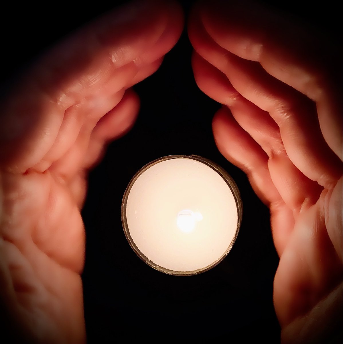 himenmotomu's tweet image. 11月11日はフラワーデモなんですね。
タグデモで頑張っているかたもいます。
→毎月1日はファイヤーデモ
→毎月1のつく日は刑法改正タグデモ。
→1のつく日はともしびの日

性犯罪のエンタメ消費の撲滅、性犯罪厳罰化を求めます。
#ともしびの日