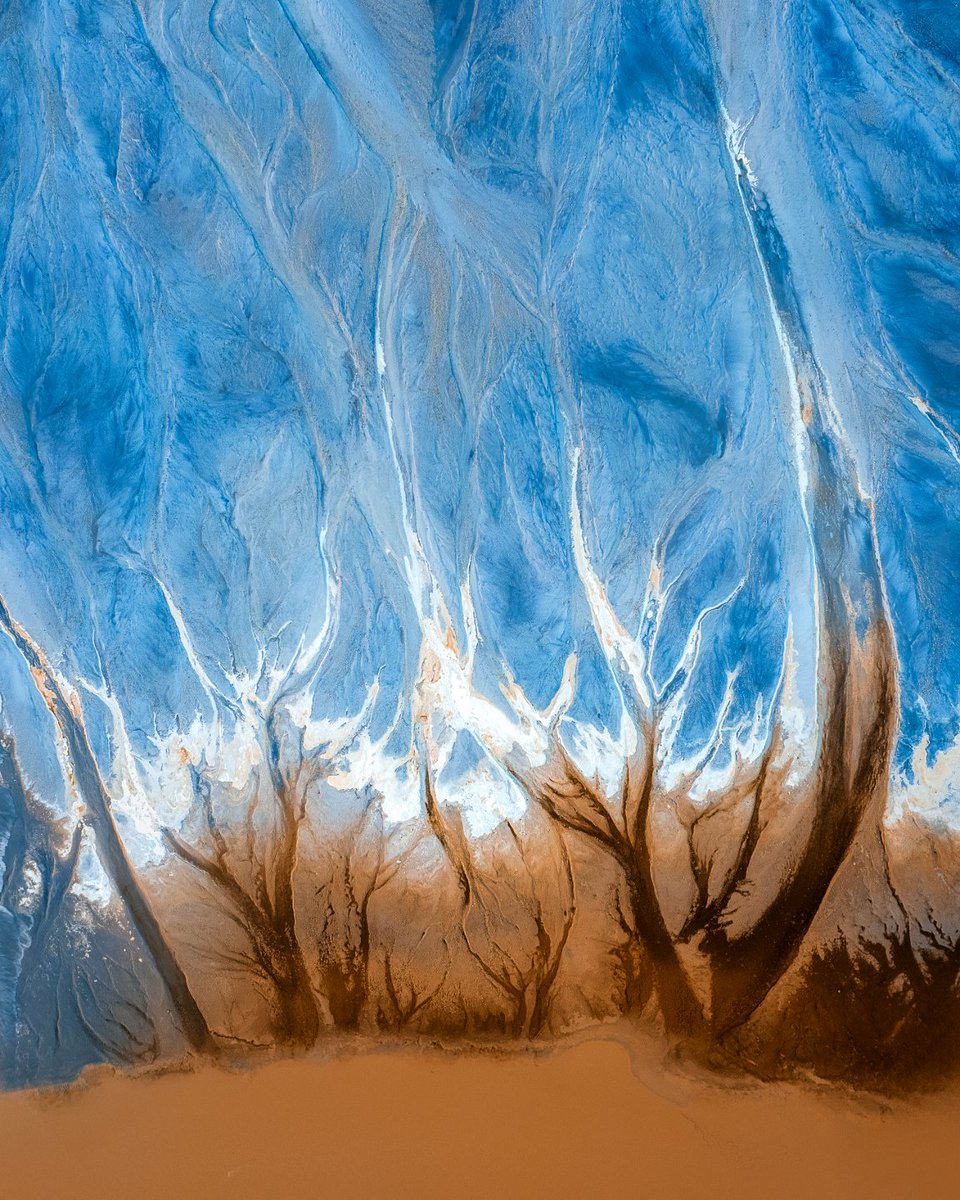 DJIGlobal's tweet photo. SkyPixel Moment: Nature’s masterpiece from above 🌍✨
Alluvial fans unfold like living artwork, captured with DJI drones at scale.
What unique landforms have you discovered from the sky?

📸: SkyPixel creators
#SkyPixel https://t.co/X7b7pgCERE