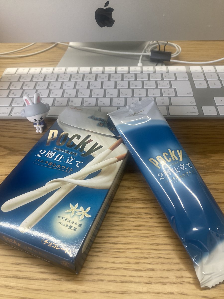 usk_inc's tweet photo. 今日は #ポッキープリッツの日 ！
食後のデザートはもちろんポッキー🥰
午後からも頑張りましょう！

#にこパシャ #高知 #企業公式 https://t.co/5kTDYNSEil