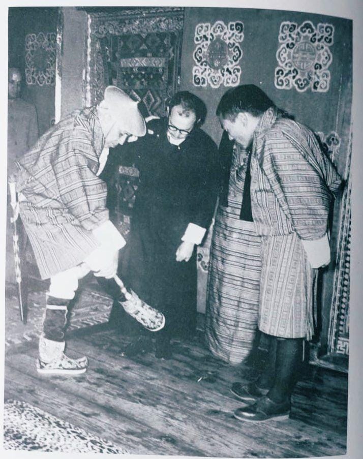 The Prime Minister is in Bhutan today.

Sixty seven years ago, India's first Prime Minister had made a most unusual visit to Bhutan.

Accompanied by Indira Gandhi and a few officials like Jagat Mehta, Nari Rustomji, and Apa Pant, Nehru first flew to Bagdogra and then drove via