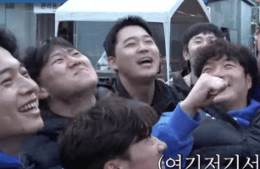 코치님
찬승이 너무 힘들어보여요 ㅋㅋㅋㅋㅋㅋ