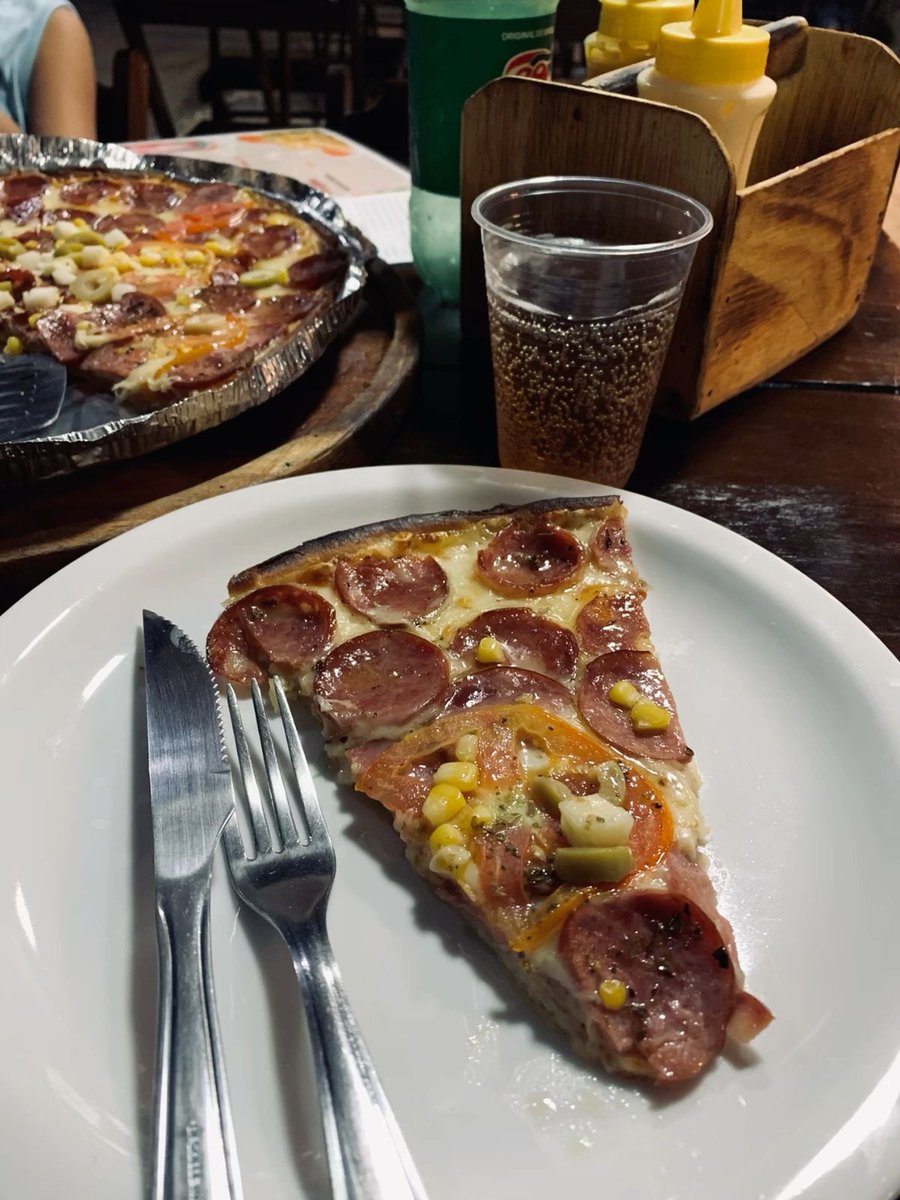 guedesaus's tweet photo. minsung au | reparação histórica

onde han jisung desabafa com sua amiga sobre um encontro ruim, sem saber que ela comentou sobre isso com o grupo de amigos que saiu.

ou onde lee minho está disposto a ser a reparação histórica da lista de encontros terríveis de um desconhecido. https://t.co/CACdOV0HWu