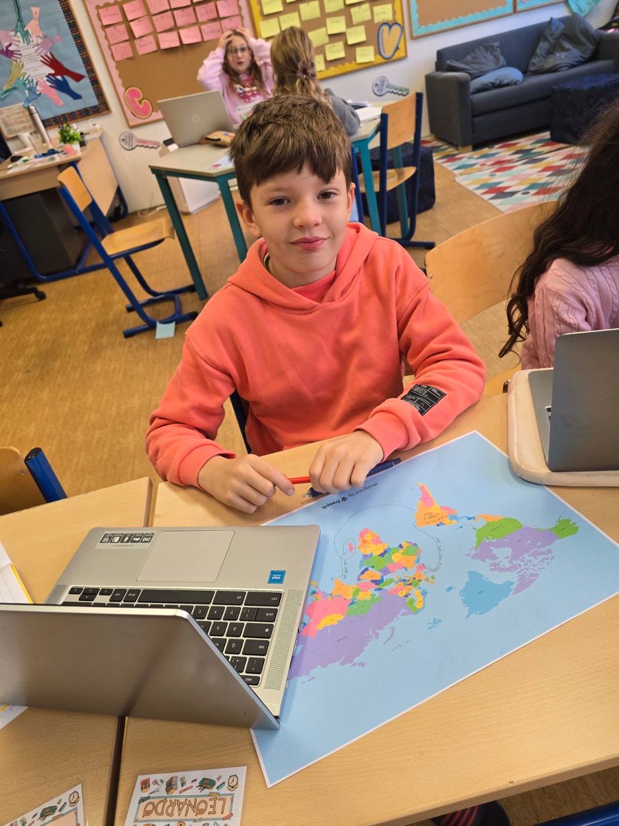 International School of Brno tweet media
