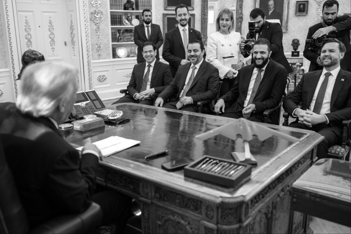 TrumpDailyPosts's tweet photo. https://t.co/hrfzFxyAp7