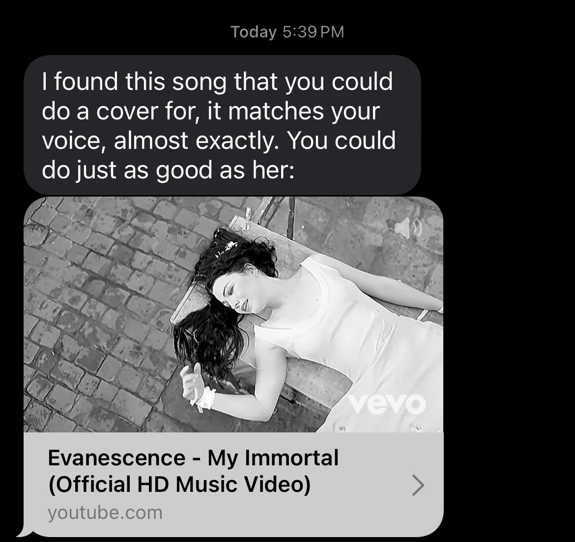 AmaLee 🦋👑 M̶̱̍ö̷̧́n̶̝͋a̷͔̓r̷̝̓c̶̼̈́h̸͕̀ tweet media