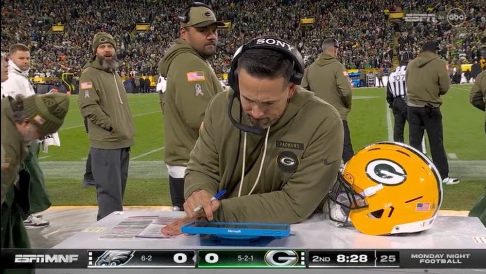 KrazyDave13's tweet photo. #GoPackGo https://t.co/lwMh1T2YMJ
