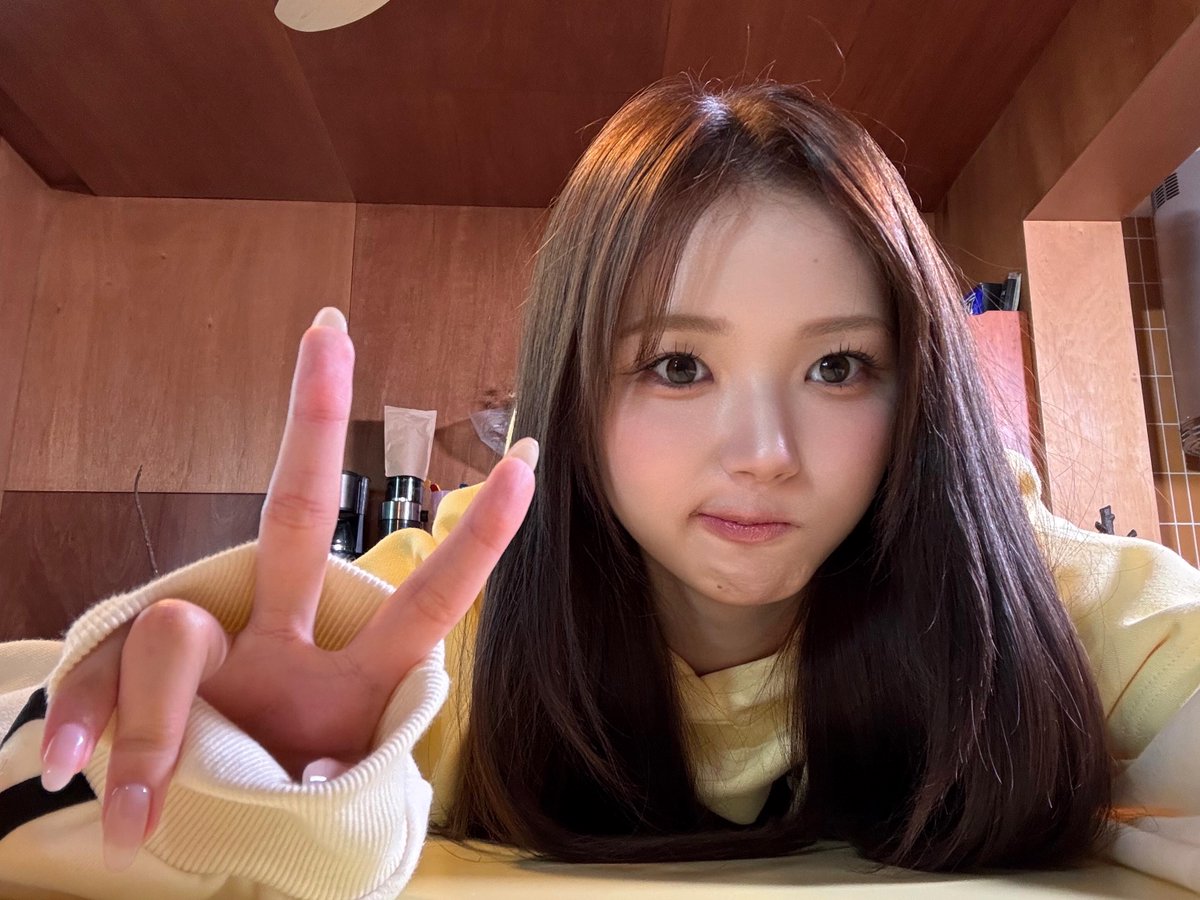 triplescosmos's tweet image. 가로사진 모아보기 💛🌟

#tripleS #트리플에스 #トリプルS
#トリプルエス #トエス
#JiWoo #지우 #ジウ