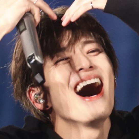 dee ⁴⁷ tweet media