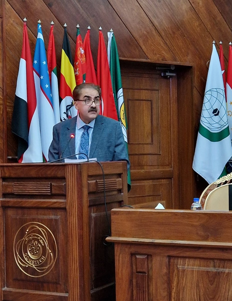 jameelaq's tweet image. SIFC joined hands with the OIC-COMSTECH &amp;amp; SIEF (Sino Int Entrepreneur Fed) to strengthen 🇵🇰–🇨🇳 scientific &amp;amp; investment cooperation, important MoUs for Special Tech Zones &amp;amp; Pak-China Investment Company were signed, advancing industrial growth &amp;amp; tech transfer
#RisingPakistan 
#SIFC