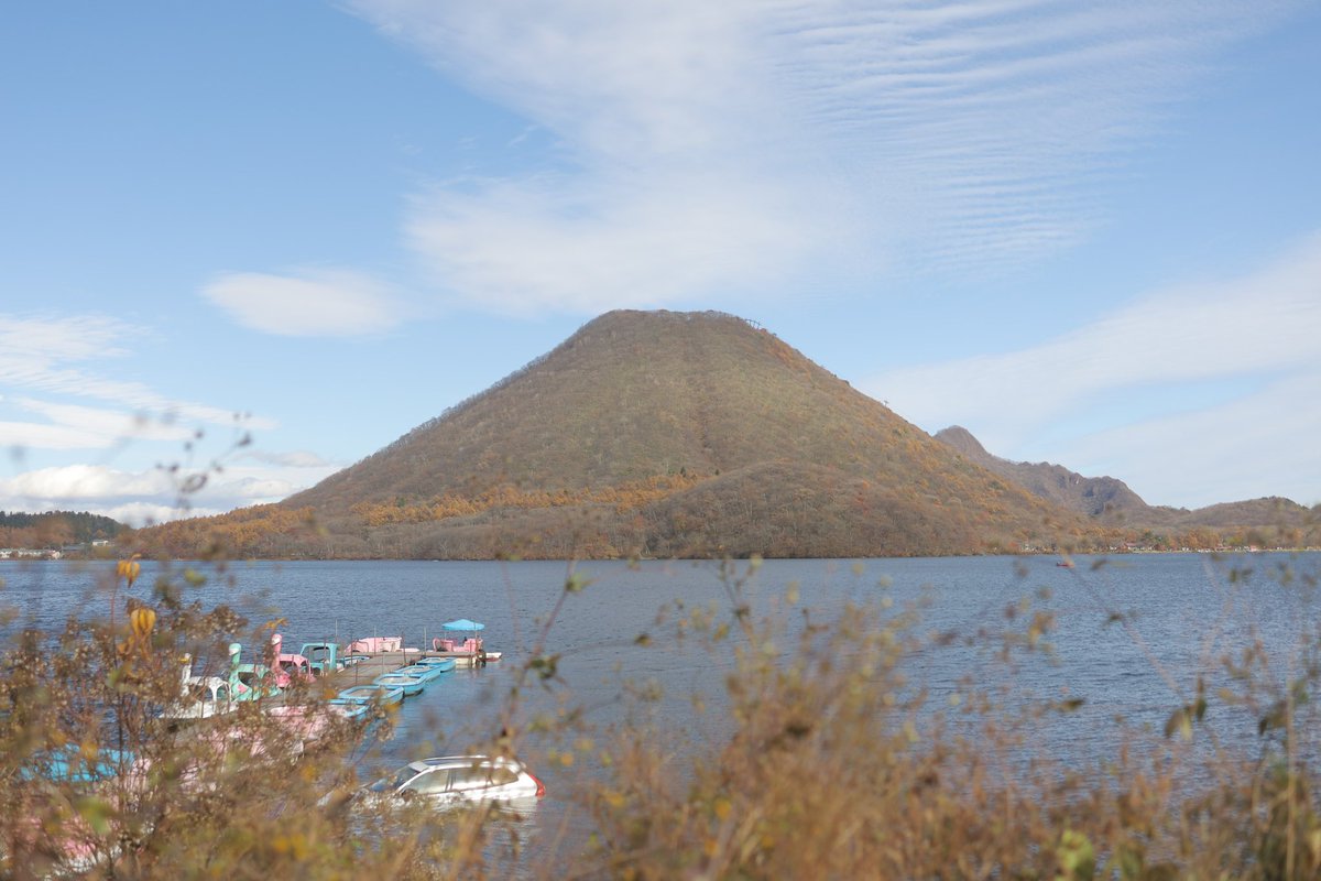 榛名湖のボルボはまだ浮かんでるヨ🚣

#榛名湖のボルボ #榛名湖