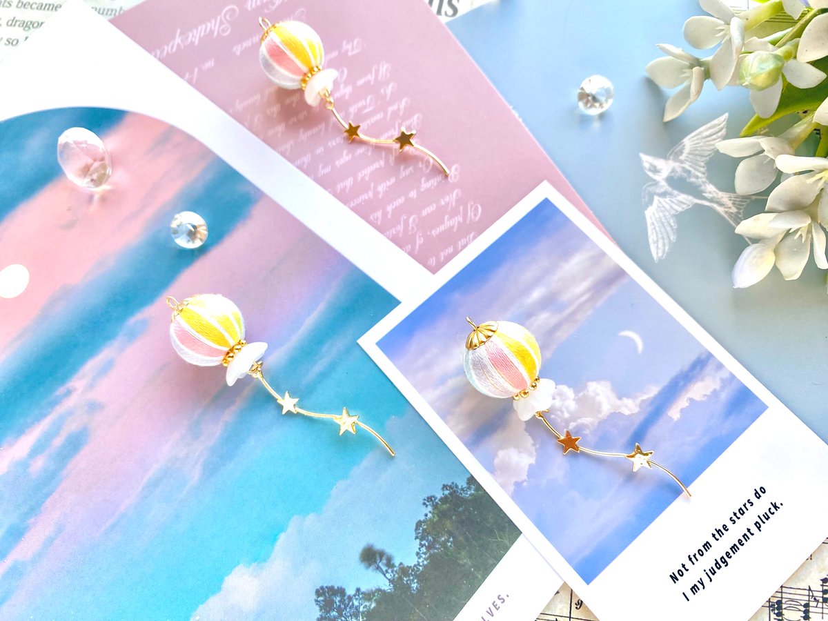 🌟デザフェスまであと4日🌟

糸でできた色とりどりのアクセサリー✨
見た目から想像するよりずっと軽い付け心地なので、ぜひ実際にお手に取りごらんください✨

【デザインフェスタvol.62】
◆日時: 11/15(土)-11/16(日) 10:00-18:00
◆会場: 東京ビッグサイト
◆ブース: 南館4階 Q-233

#デザフェス62