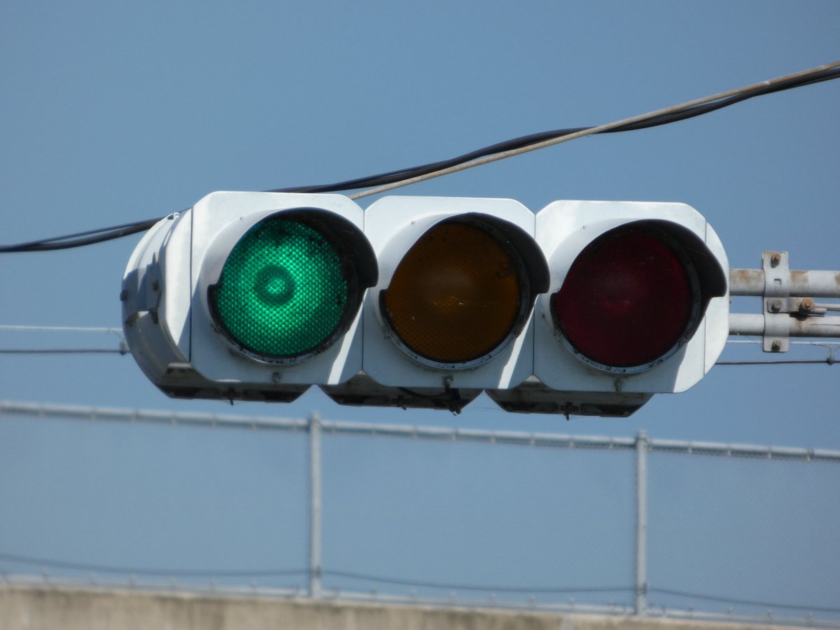 >>RP
え?え?BAN???
もしや岐阜県の公道から電球式車灯絶滅???