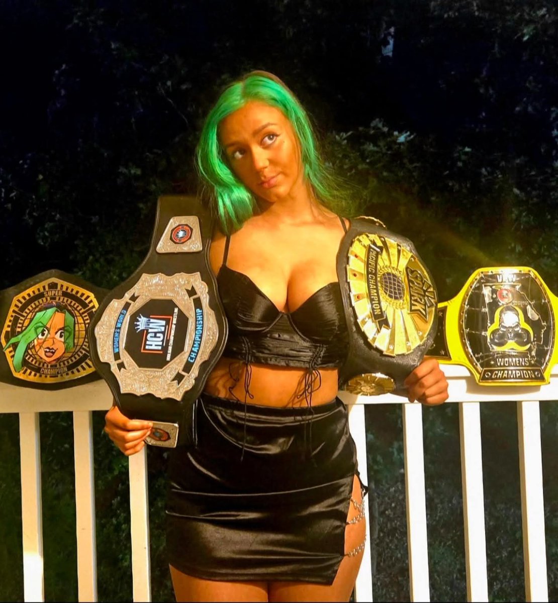 Savannah Saja parody tweet media