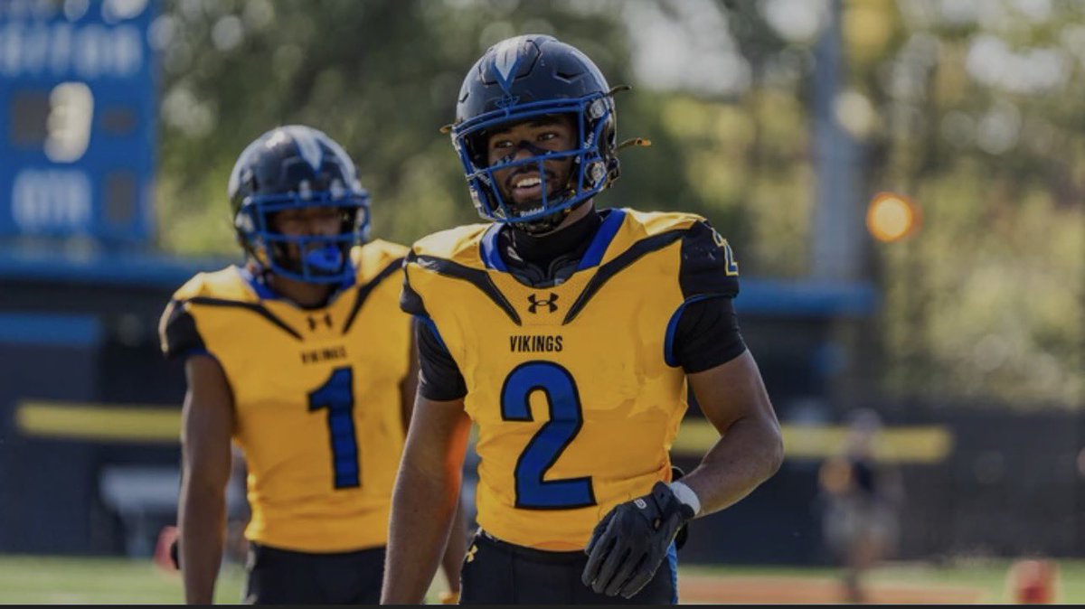 K_winfield11's tweet photo. Thank You @NPUFootball and @prentice_fb for game day invite. https://t.co/bL4i2ueZ4m