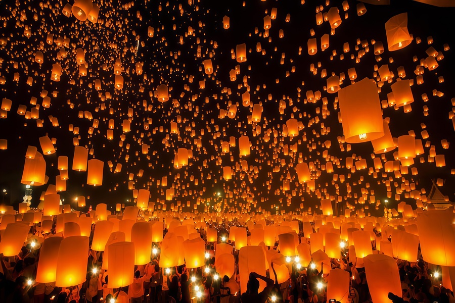 AsiaKingTravel's tweet photo. Découvrez #YiPeng et #LoyKrathong, deux festivals de lumière uniques qui illuminent la #Thaïlande chaque novembre lors d’un #voyage féerique
---------------------------------
👉https://t.co/HU6KrsSjpR https://t.co/XbhBpPPKsC