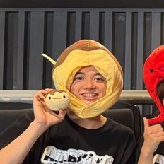 leo_anthem's tweet photo. コイツ全部逆に被るやん、ほんとにしんどい https://t.co/atfqBZsruA