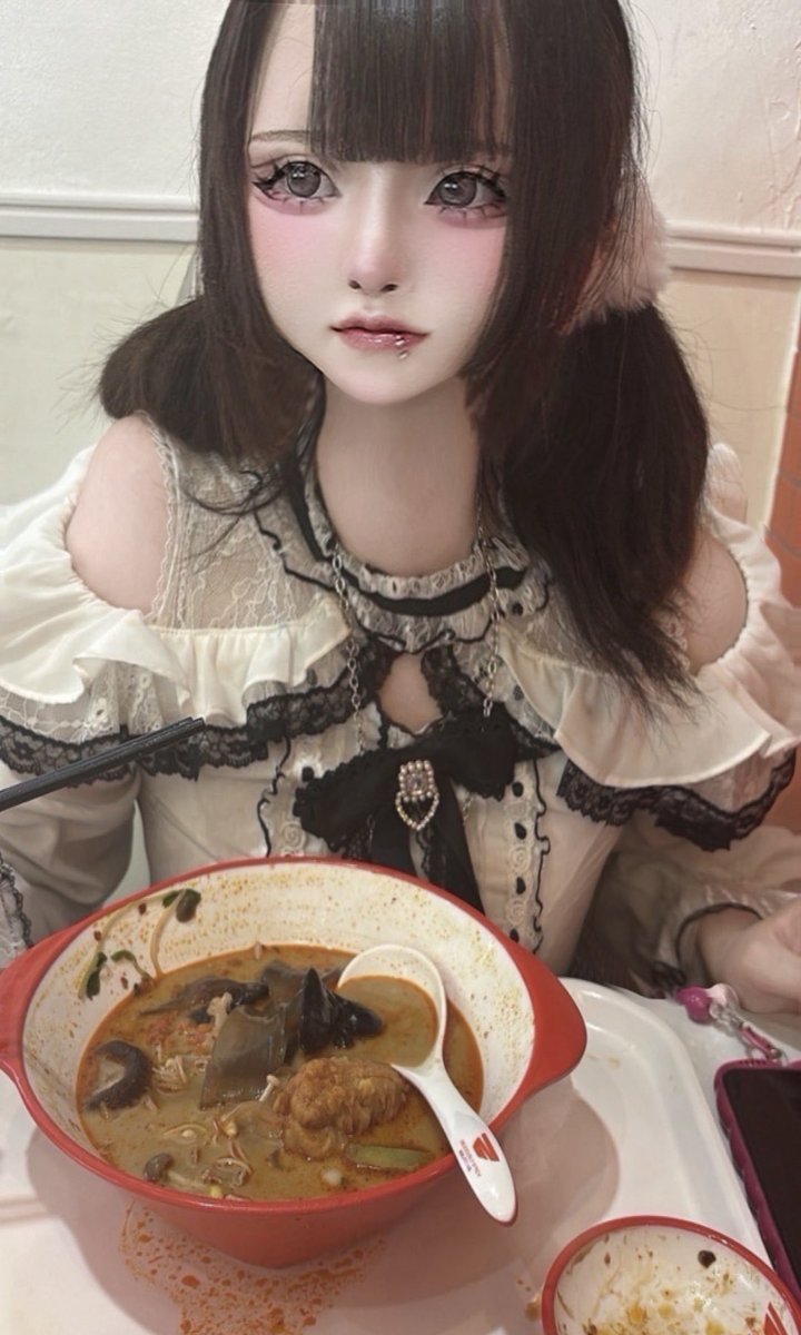 麻辣味꜀^. ̫.^꜆

#地雷系 
#自撮り界隈