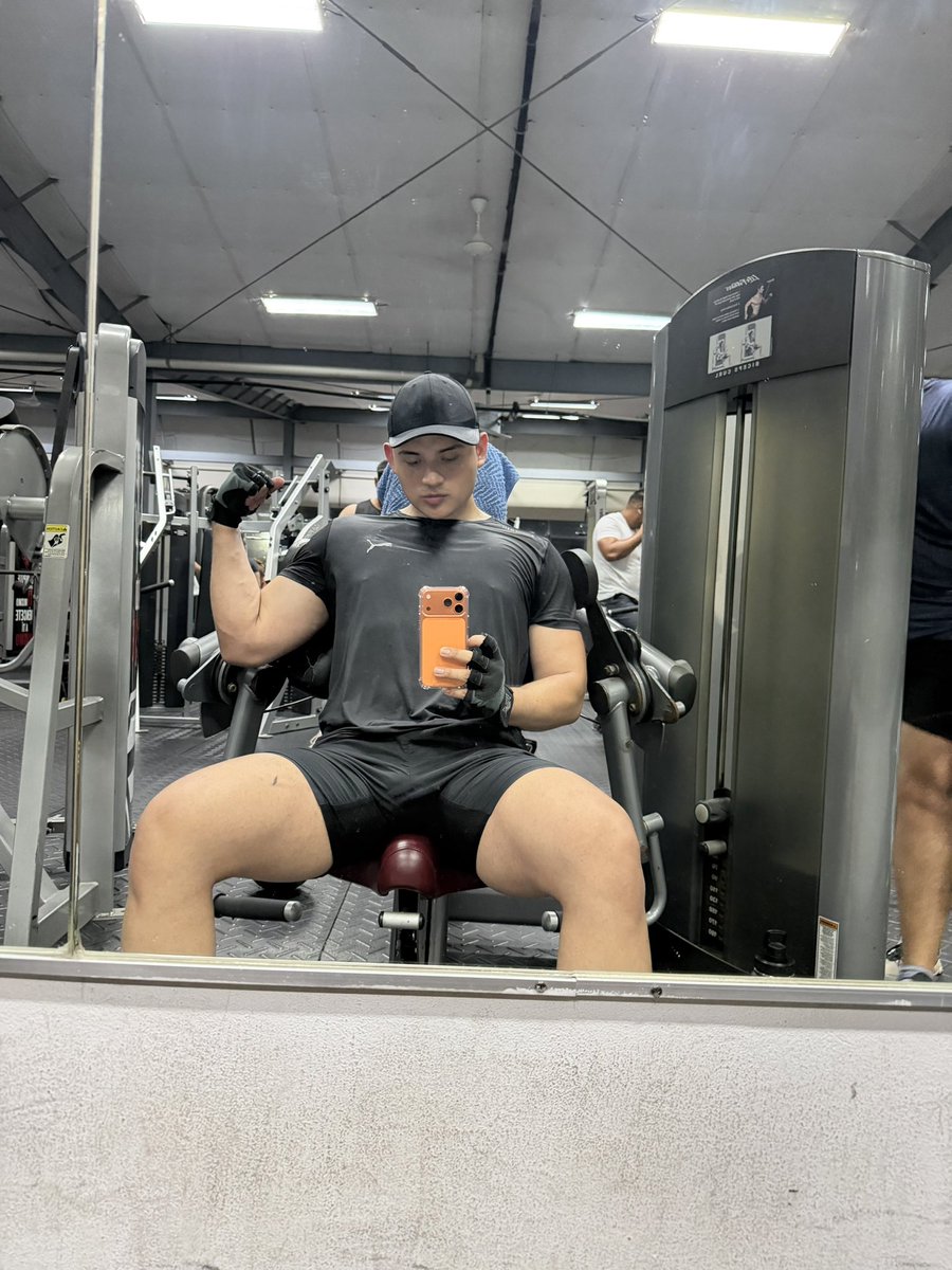Jaysonrp98's tweet photo. 💪 https://t.co/ghY8nmCwzX