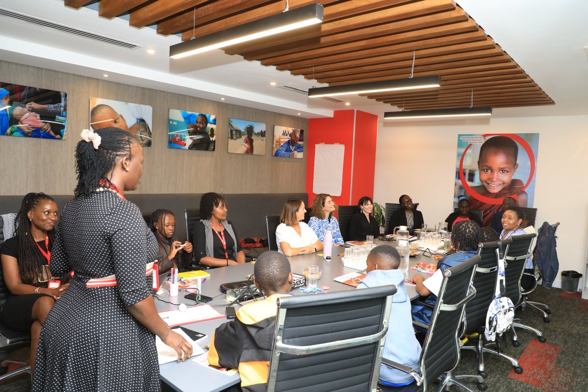 SaveChildren_KE's tweet image. Child participation isn’t just a principle; it’s the heartbeat of our programming.

During their recent visit to our @SaveChildren_KE Country Office, the delegation from @SavetheChildren, led by Chief Impact Officer Betsy Zorio, had the privilege of listening directly to children…