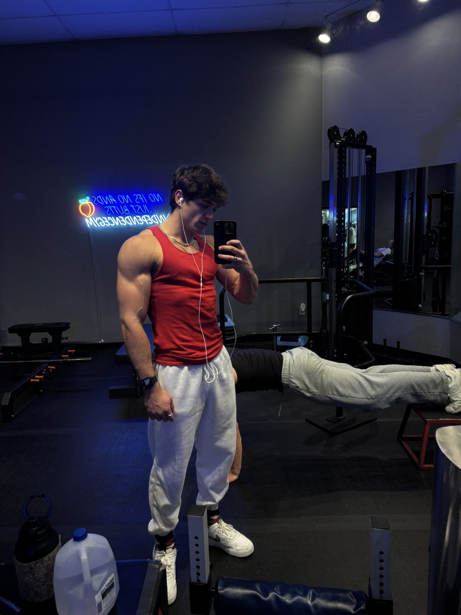 Asher Angel tweet media