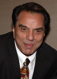 #Dharmendra Ji, wishing you a speedy recovery and good health. Get well soon, He-Man of Bollywood! 💪❤️
— Team Bollywood Product
#BollywoodProduct #Dharmendra #GetWellSoon