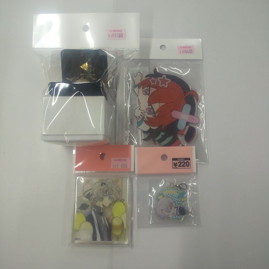 入荷情報】 「ディアヴォーカリスト」ピンバッジやステッカー等が入荷