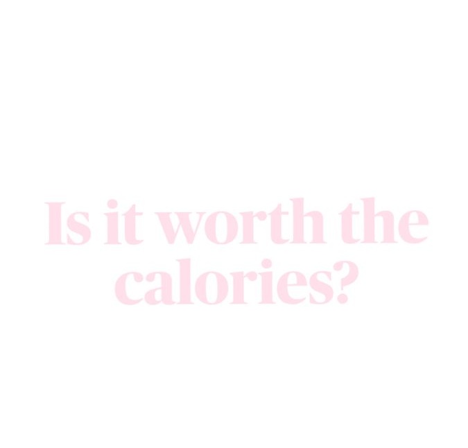 𝐿𝒶𝓇𝒶 tweet media