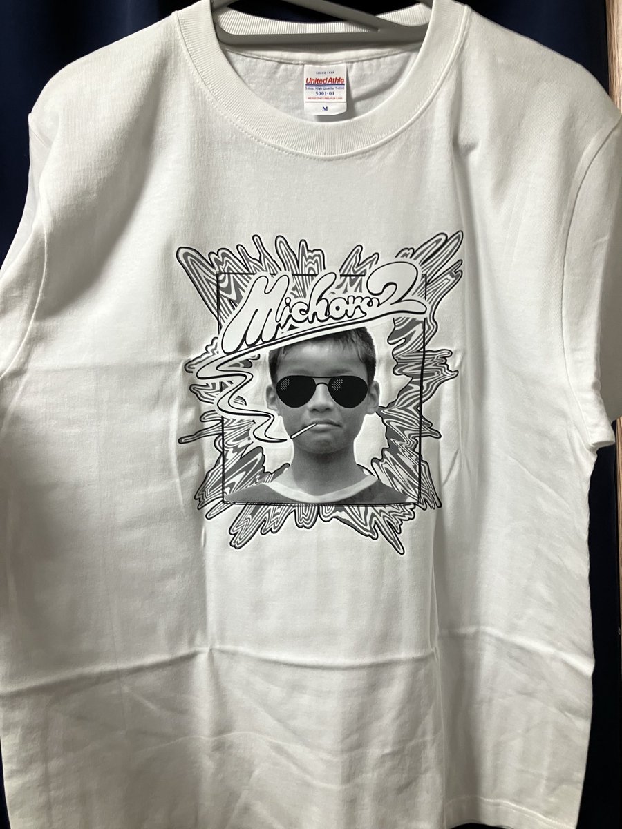 詳しくは後ほど告知しますが、
みっちょル2シャツ・パーカーを売ります！
今回はデザインをおしゃれにしてみたので買ってね！