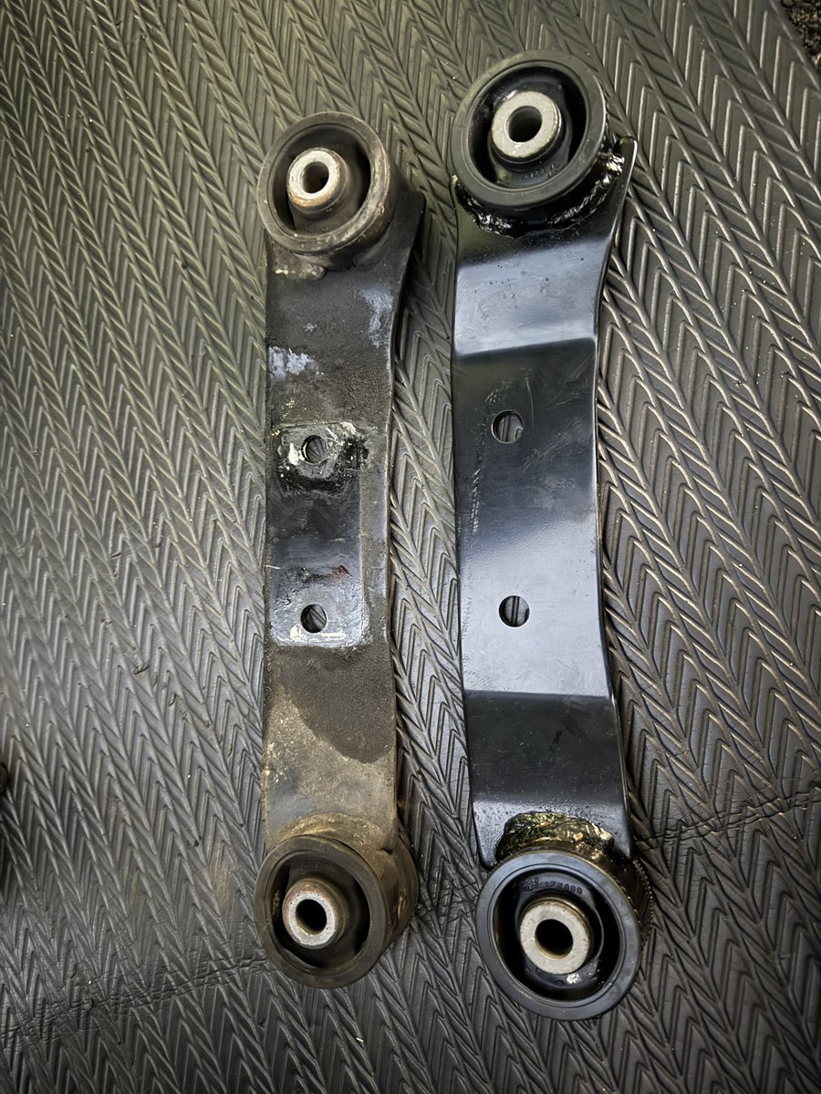 ryoryo_gdb's tweet image. 昨日はオイルキャッチタンク取り付けとデフマウント交換☝️