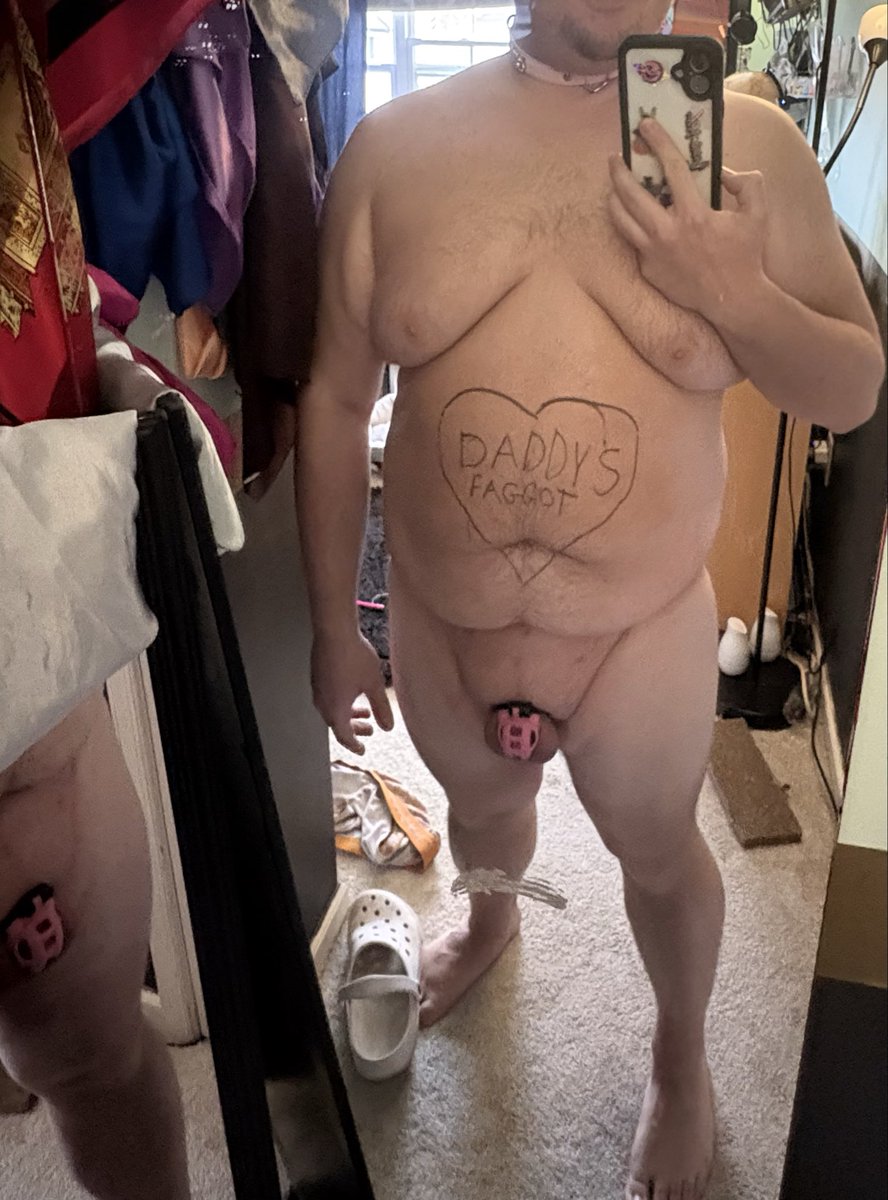 gaysubchub's tweet photo. Daddy said to post! It had been so long since I came, just over a week, when I was shaving yesterday I was so flustered that I squrted my boy juice! So embarrassing!#boyclit #sph #gay #gaysubchub #goodgirl #humiliatemeplease #collar #dmmeplease https://t.co/lS3vUd4gGX