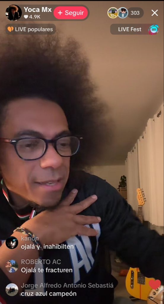 outofcontextPum's tweet image. 